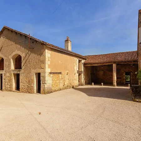 Prázdninový dům Mansion In Aquitaine With Private Pool Campsegret