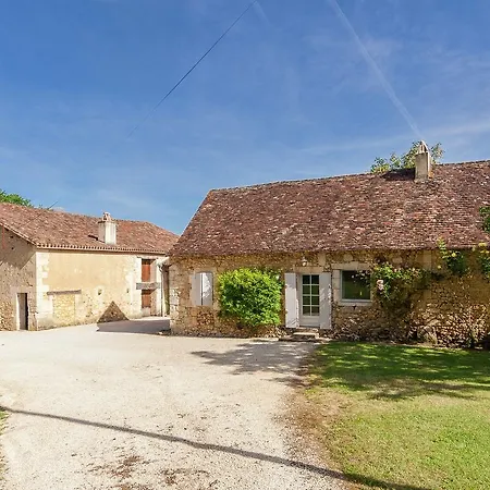 Holiday home Impressive Restored With Pool *